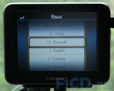 Digma DM350 – крохотный GPS-навигатор