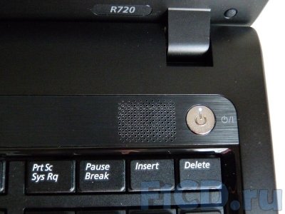 Samsung R720 – мощный ноутбук для дома и офиса