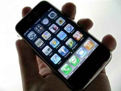 Совместимость с iPhone 3.0 – пропуск в App Store