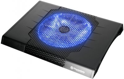 Thermaltake Massive23 Series – подставки для MacBook'ов