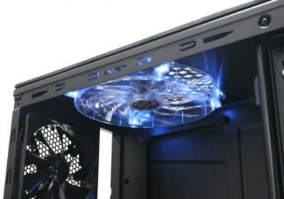 Thermaltake V5 Black Edition – портативный корпус