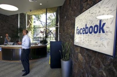 Участники Facebook получат возможность удалять свои аккаунты