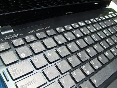 Фотосессия нетбука ASUS Eee PC 1215N плюс тесты