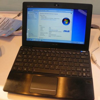 ASUS Eee PC 1018P: новый нетбук с DDR3