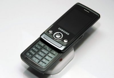 Samsung L700 и Samsung J800 – предстоящие новинки