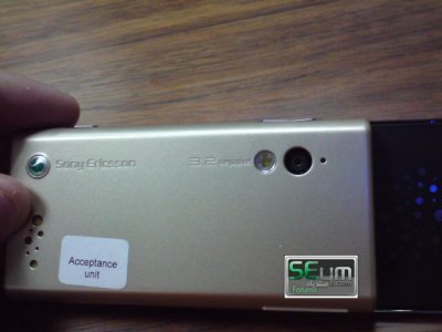 Sony Ericsson G705: quot;живыеquot; фотографии предстоящей новинки