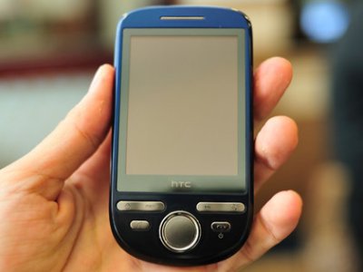 HTC Click: Android-смартфон бюджетного класса