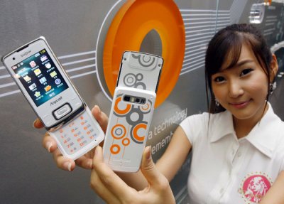 Samsung W8700 Honey Bubble: телефон для Южной Кореи