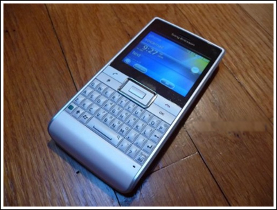 Sony Ericsson Faith: подробности о новом коммуникаторе