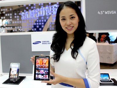 Samsung готовит смартфон с экраном SAMOLED 2
