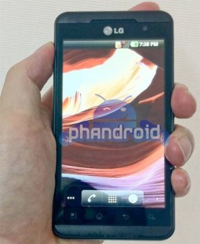 На MWC 2011 покажут LG Optimus 3D