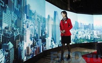 Панорамный экран от компании Mitsubishi Electric