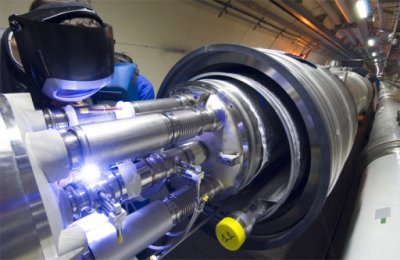 Вычислительная сеть LHC является самой крупной в мире