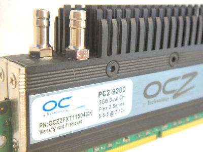 OCZ представила 4 Гбайтный модуль памяти Flex II XLC PC2-9200