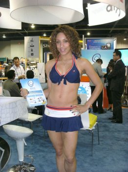 CES 2011: лучшая 20-ка девушек!